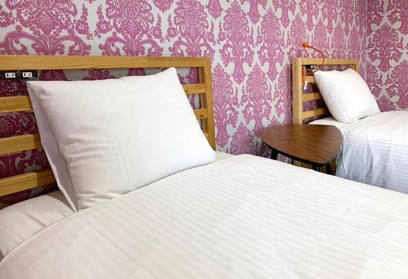 Pensionat Hatn Hat Guesthouse ハッツンハット