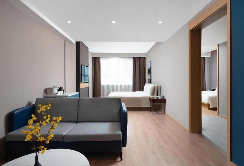 Atour Hotel Urumqi Municipal Government Nanhu People S Square