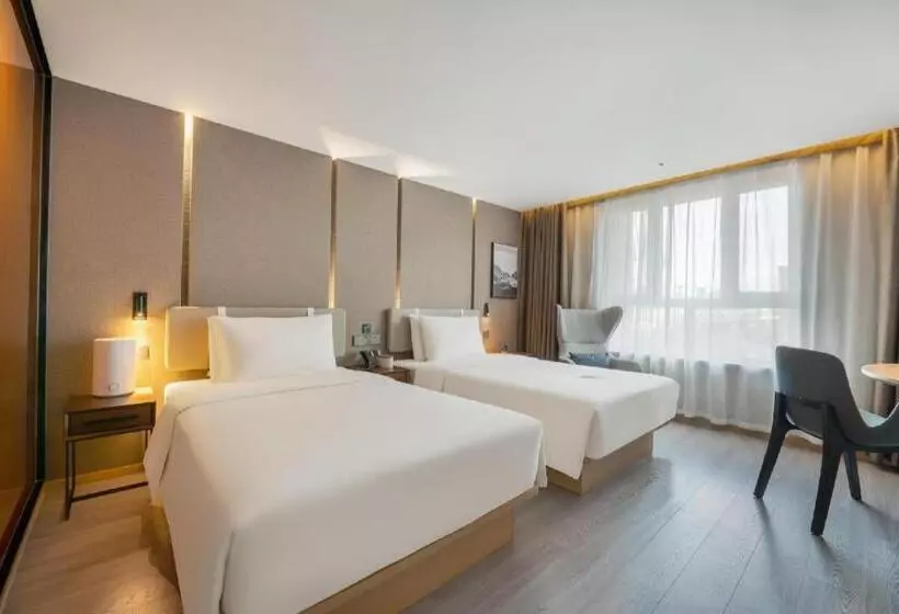 Atour Hotel Urumqi Municipal Government Nanhu People S Square