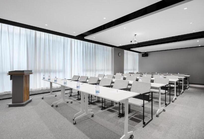 Atour X Hotel Xi’an High Tech Yaou College