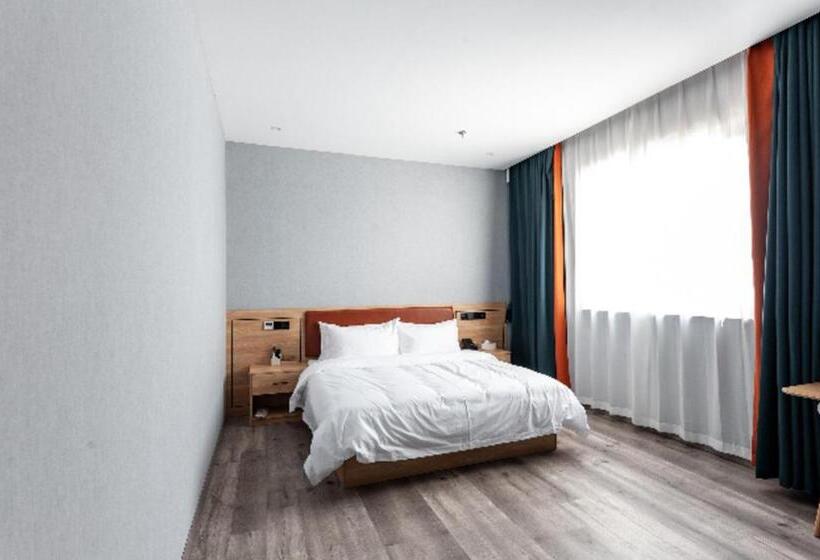 Borrman Hotel Jiangyin Zhouzhuang