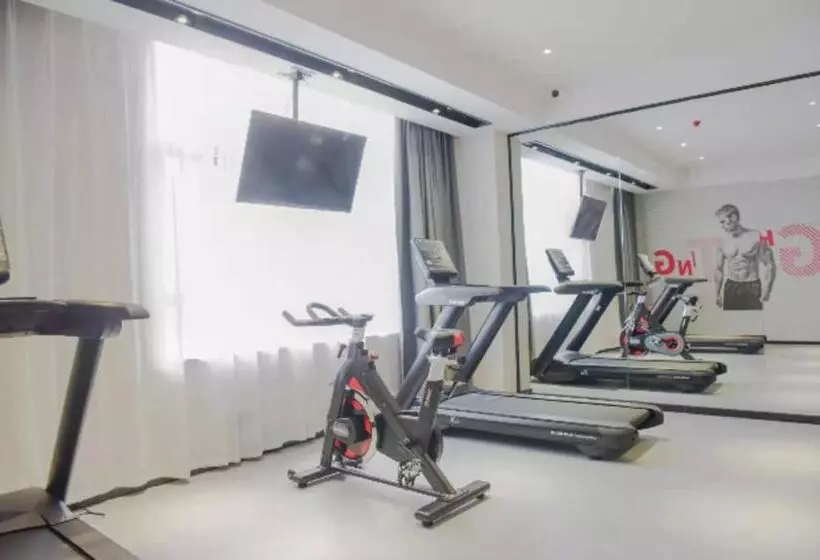 Echarm Hotel Qianjiang Crayfish Vocational College