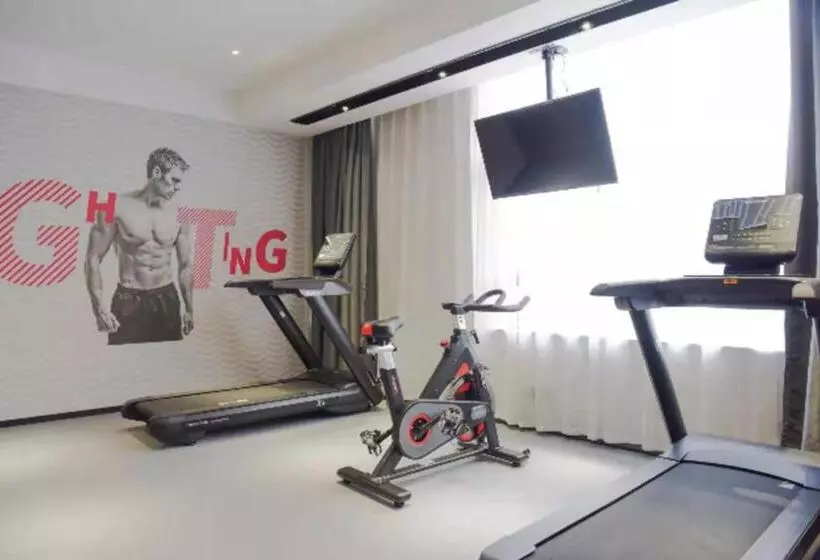 Echarm Hotel Qianjiang Crayfish Vocational College