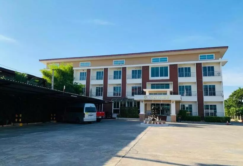 Hotelli นิวธาราเพลส หล่มสัก โรงแรม