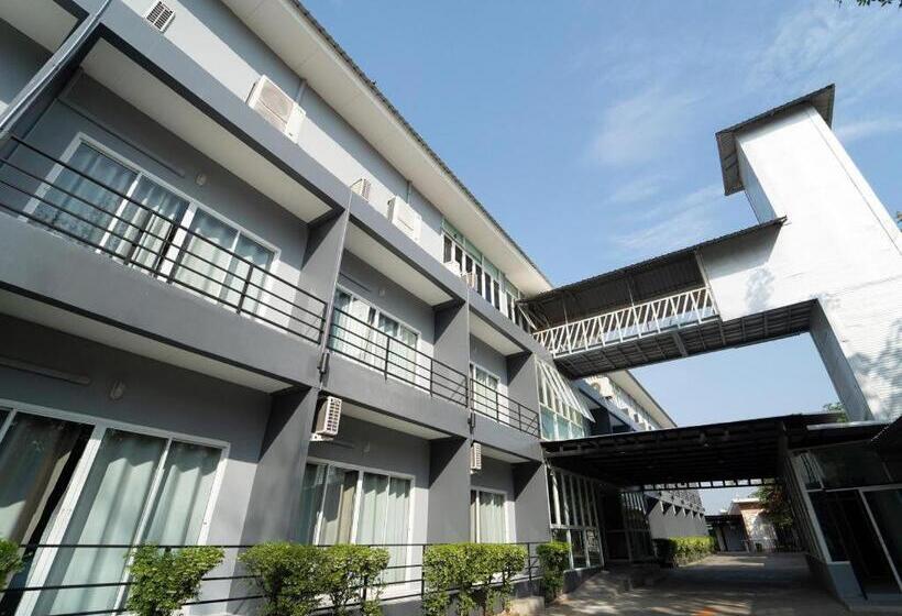 호텔 B2 Nakhon Sawan Boutique & Budget