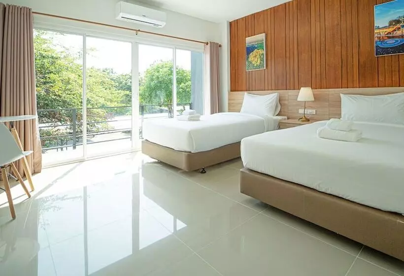 ホテル B2 Nakhon Sawan Boutique & Budget