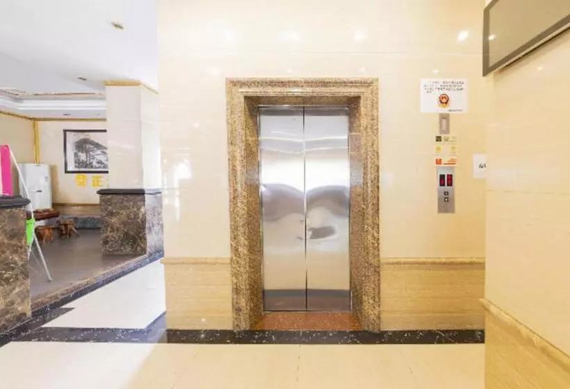 ホテル Jtour Inn Qingyuan Traditional Chinese Medicine Hospital
