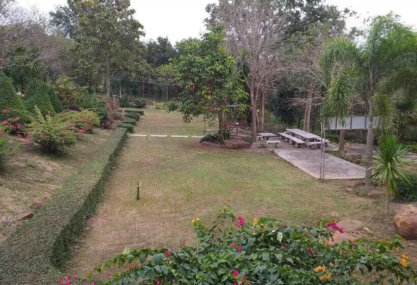 ホテル Raisubsomboon Resort
