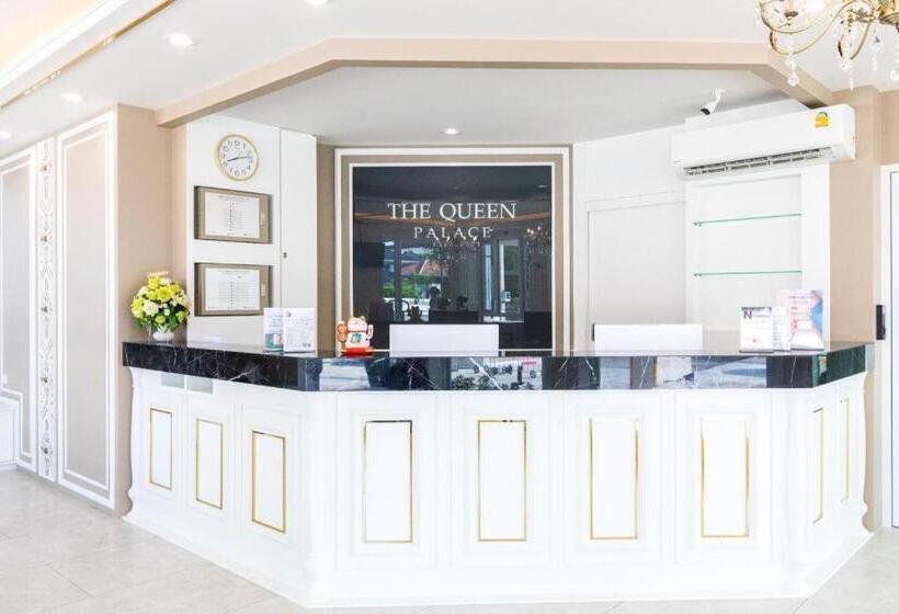 Otel The Queen Palace