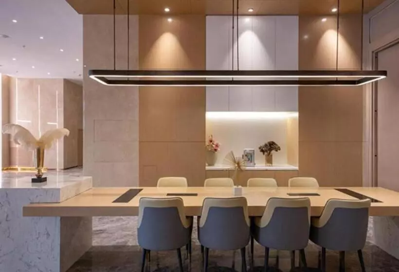 Lavande Hotel Anshan City Center