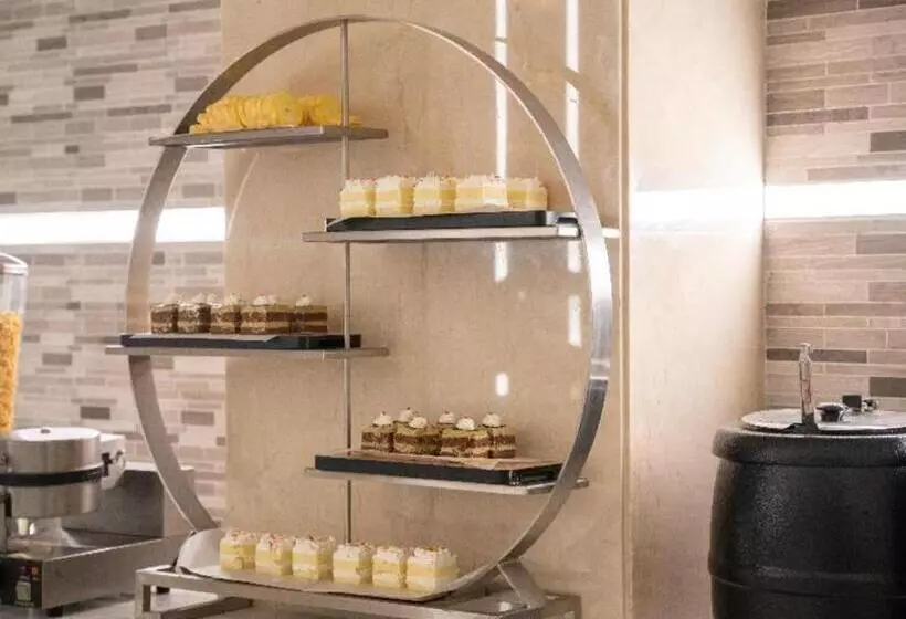 Lavande Hotel Anshan City Center