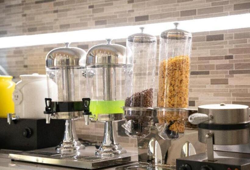 Lavande Hotel Anshan City Center