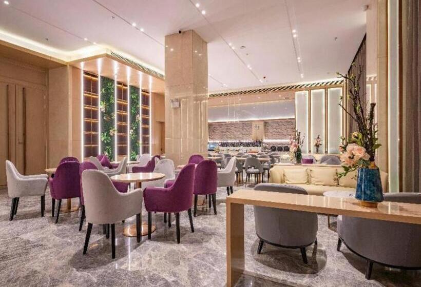 Lavande Hotel Anshan City Center