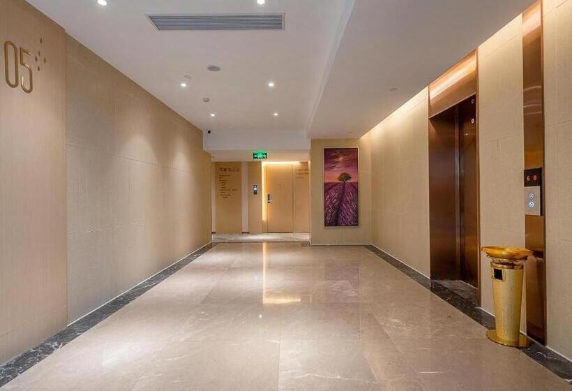 Lavande Hotel Dongguan Shijie Jiarong Shopping Plaza Liuhua Metro Station