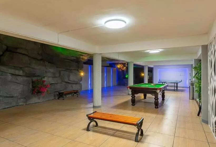 Lavande Hotel Dongguan Shijie Jiarong Shopping Plaza Liuhua Metro Station