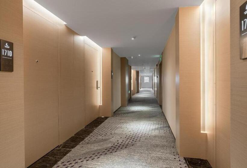 Lavande Hotel Duyun Dashizi Wenfeng Park