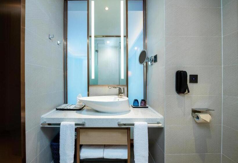 Lavande Hotel Shanwei Haifeng Fenghuang New City Tianhong Plaza