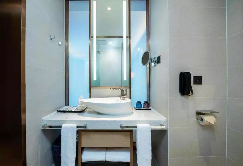 Lavande Hotel Shanwei Haifeng Fenghuang New City Tianhong Plaza