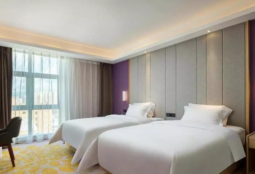 Lavande Hotel Shanwei Haifeng Fenghuang New City Tianhong Plaza