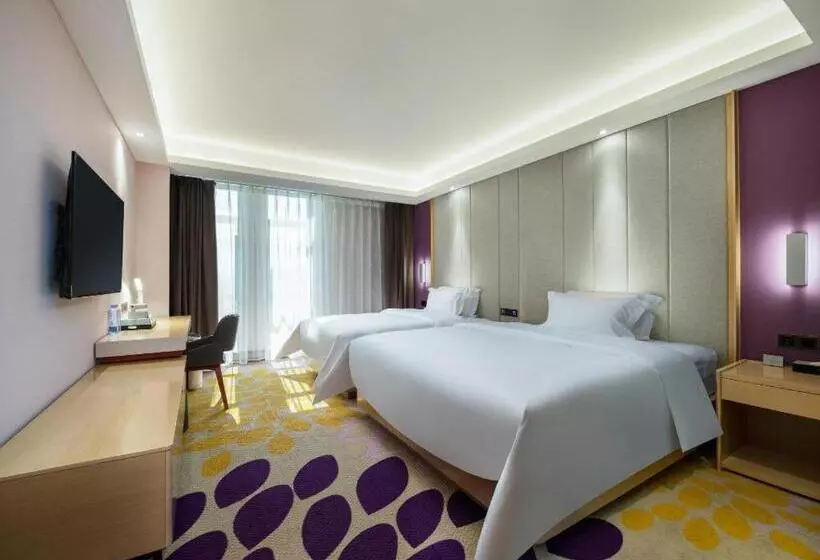 Lavande Hotel Shanwei Haifeng Fenghuang New City Tianhong Plaza
