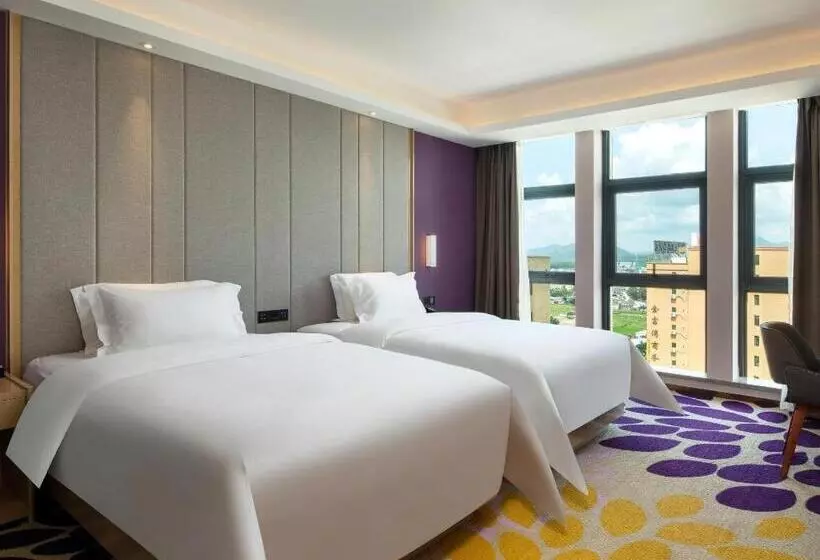 Lavande Hotel Shanwei Haifeng Fenghuang New City Tianhong Plaza