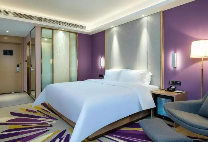 Lavande Hotel Shanwei Haifeng Fenghuang New City Tianhong Plaza