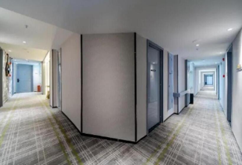 Premier City Comfort Hotel Suizhou Wuyue Plaza