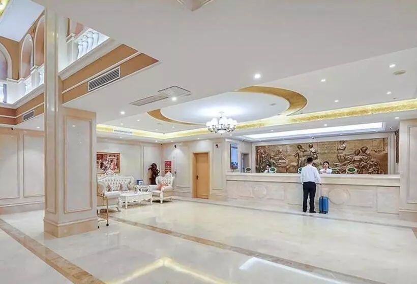 Vienna Hotel Anhui Chuzhou Government Affairs Center