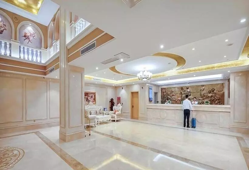 Vienna Hotel Anhui Chuzhou Government Affairs Center