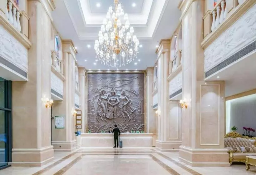 Vienna Hotel Yunnan Qujin High Speed Railway Station Wuguan 1st Middle School