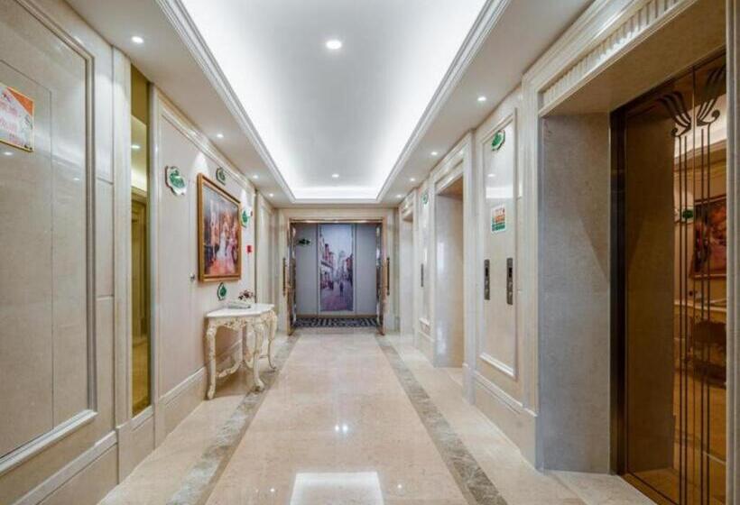 Vienna Hotel Yunnan Qujin High Speed Railway Station Wuguan 1st Middle School