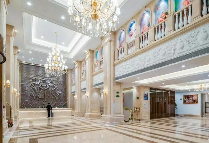 Vienna Hotel Yunnan Qujin High Speed Railway Station Wuguan 1st Middle School