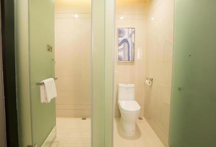 Echarm Hotel Wuhan Guanggu Biology City