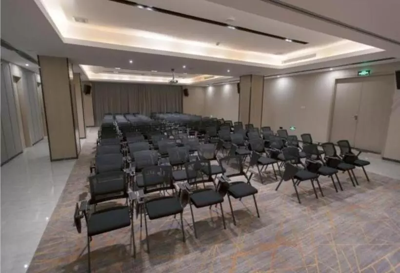 Echarm Hotel Yiyang Wanda Plaza