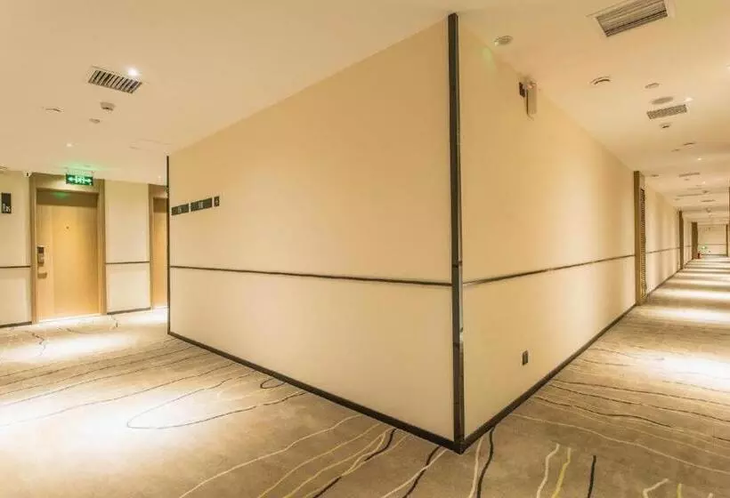 Hotelli City Comfort Inn Chongzuo Longzhou Zhonghuacheng