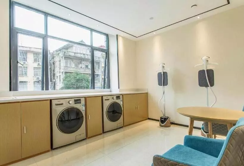 Hotelli City Comfort Inn Chongzuo Longzhou Zhonghuacheng