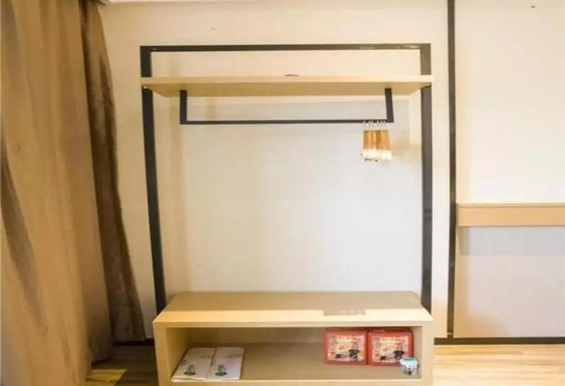 Hotelli City Comfort Inn Dongguan Liaobu Jingtai Jiarong Shopping Plaza