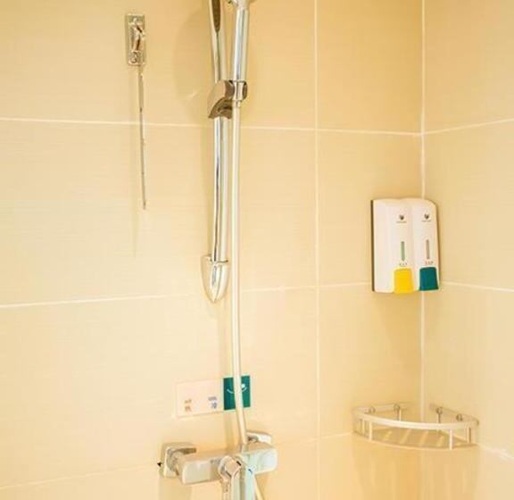 Hotel City Comfort Inn Hezhou High Speed Railway Station