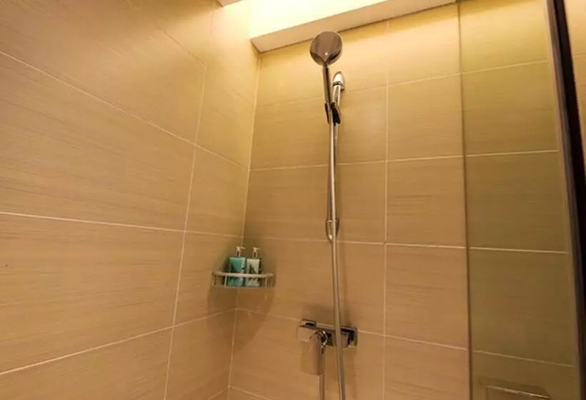 Hotelli City Comfort Inn Huanggang Polytechnic College Yi Ai Lake