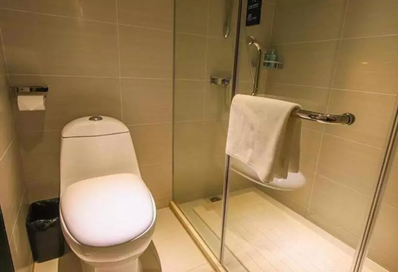 Hotelli City Comfort Inn Huanggang Polytechnic College Yi Ai Lake