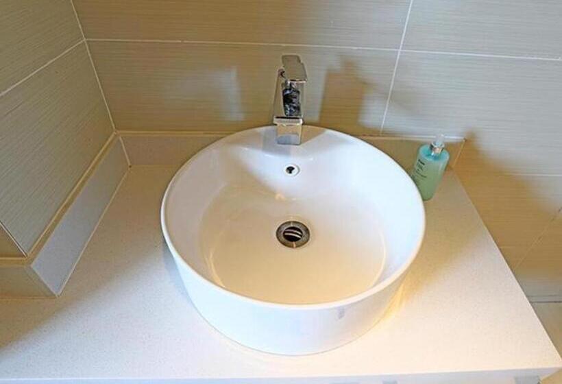 Hotel City Comfort Inn Huanggang Polytechnic College Yi Ai Lake