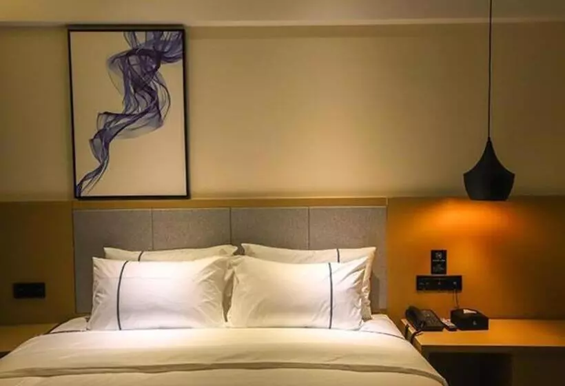 Hotelli City Comfort Inn Huanggang Polytechnic College Yi Ai Lake