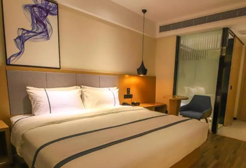 Hotelli City Comfort Inn Huanggang Polytechnic College Yi Ai Lake