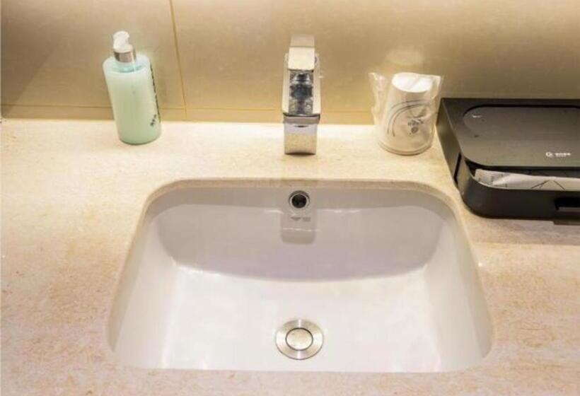 Hotel City Comfort Inn Longquanyi Wanda Plaza