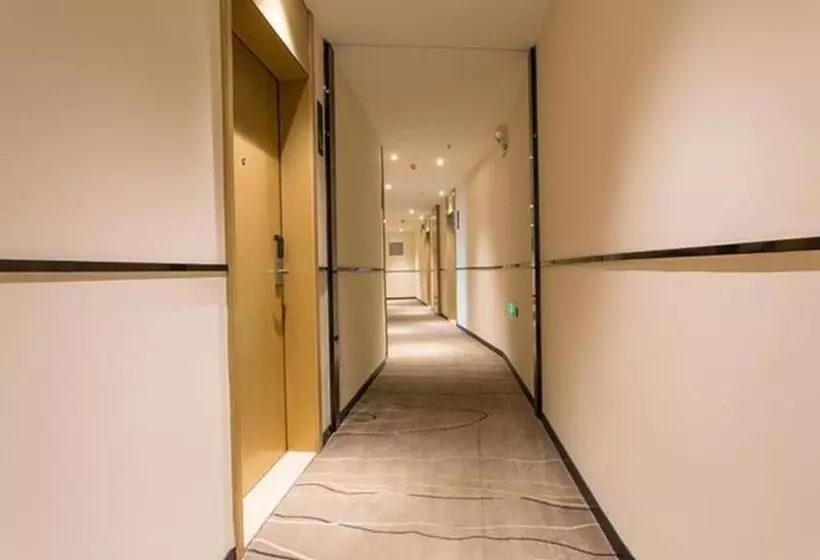 ホテル City Comfort Inn Qinzhou Port District Central Square