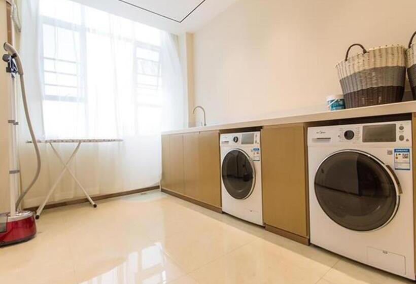 ホテル City Comfort Inn Qinzhou Port District Central Square