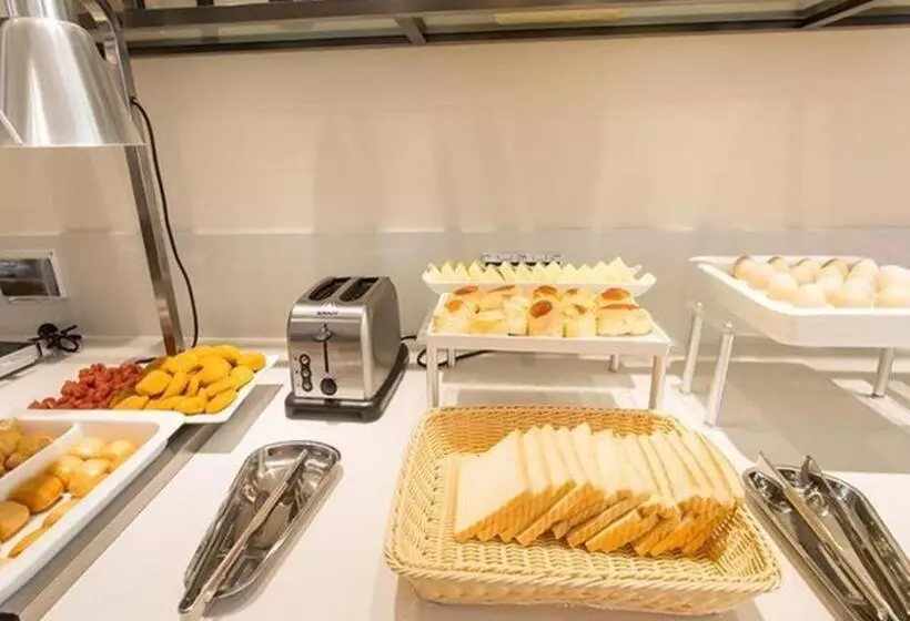 ホテル City Comfort Inn Qinzhou Port District Central Square