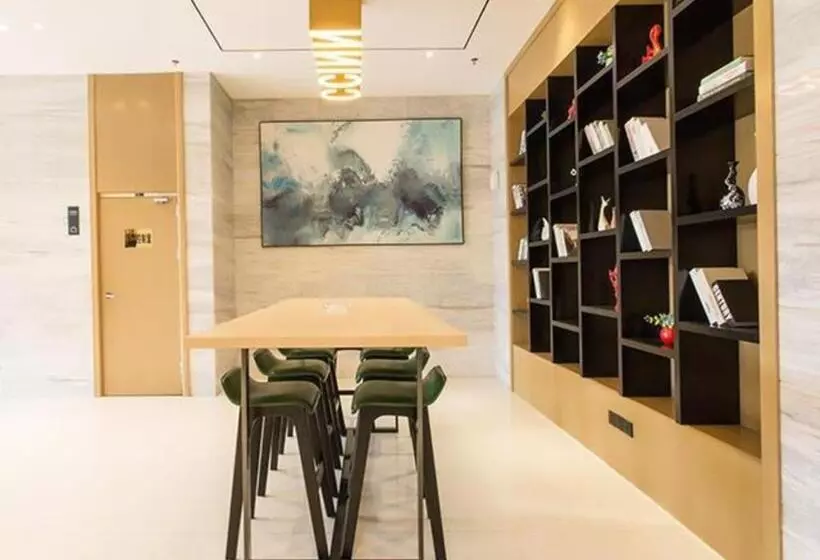 ホテル City Comfort Inn Qinzhou Port District Central Square