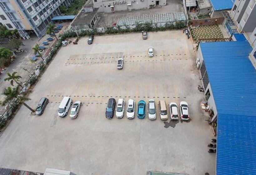 ホテル City Comfort Inn Qinzhou Port District Central Square