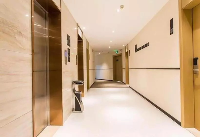 ホテル City Comfort Inn Qinzhou Port District Central Square